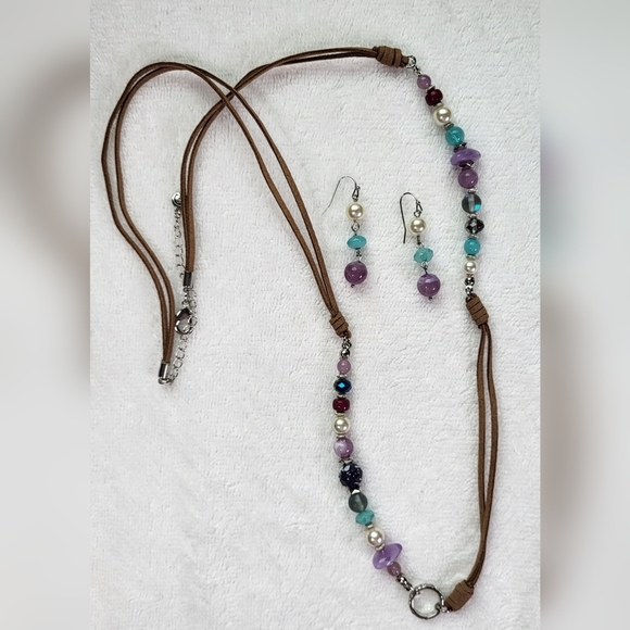 CATO Purple and Teal Bead Corded Necklace and Dangle Earrings Set / Pierced - Picture 3 of 5